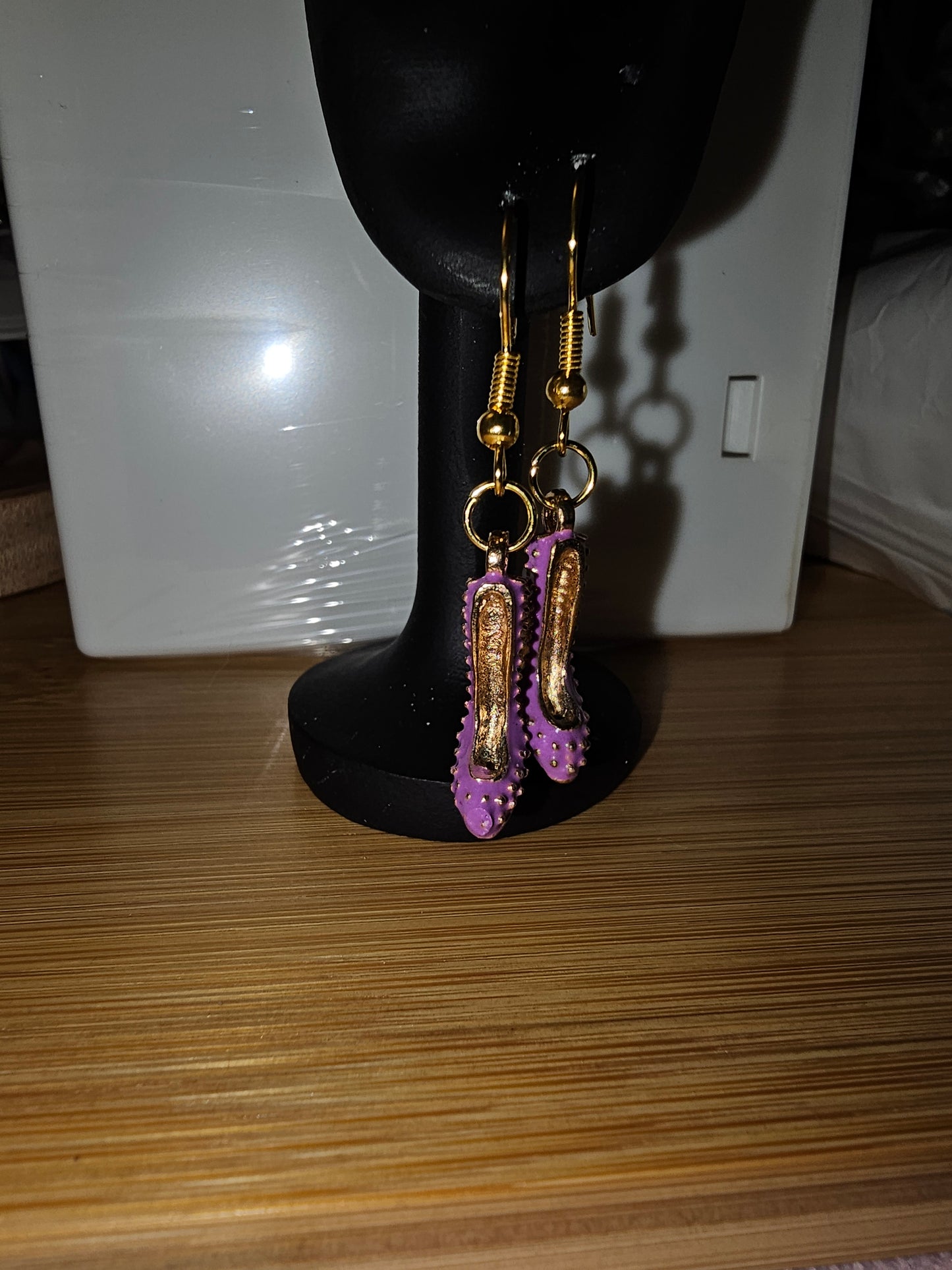 Studded Heel Earring